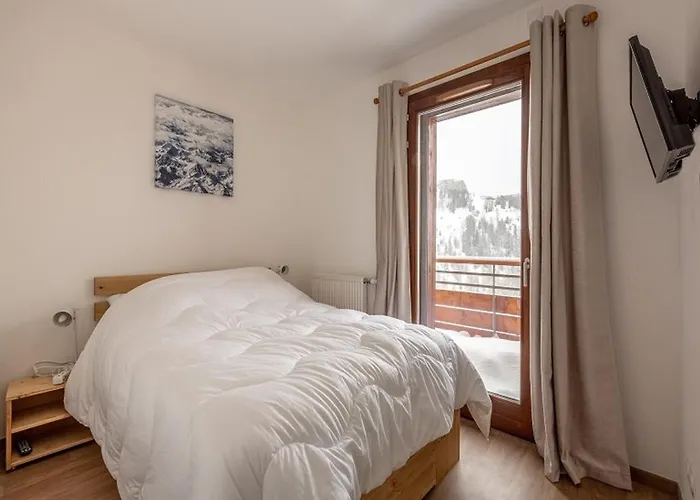 Moderne A Plagne Centre Avec Balcon, 2 Et Wifi - Fr-1-351-93 La Plagne